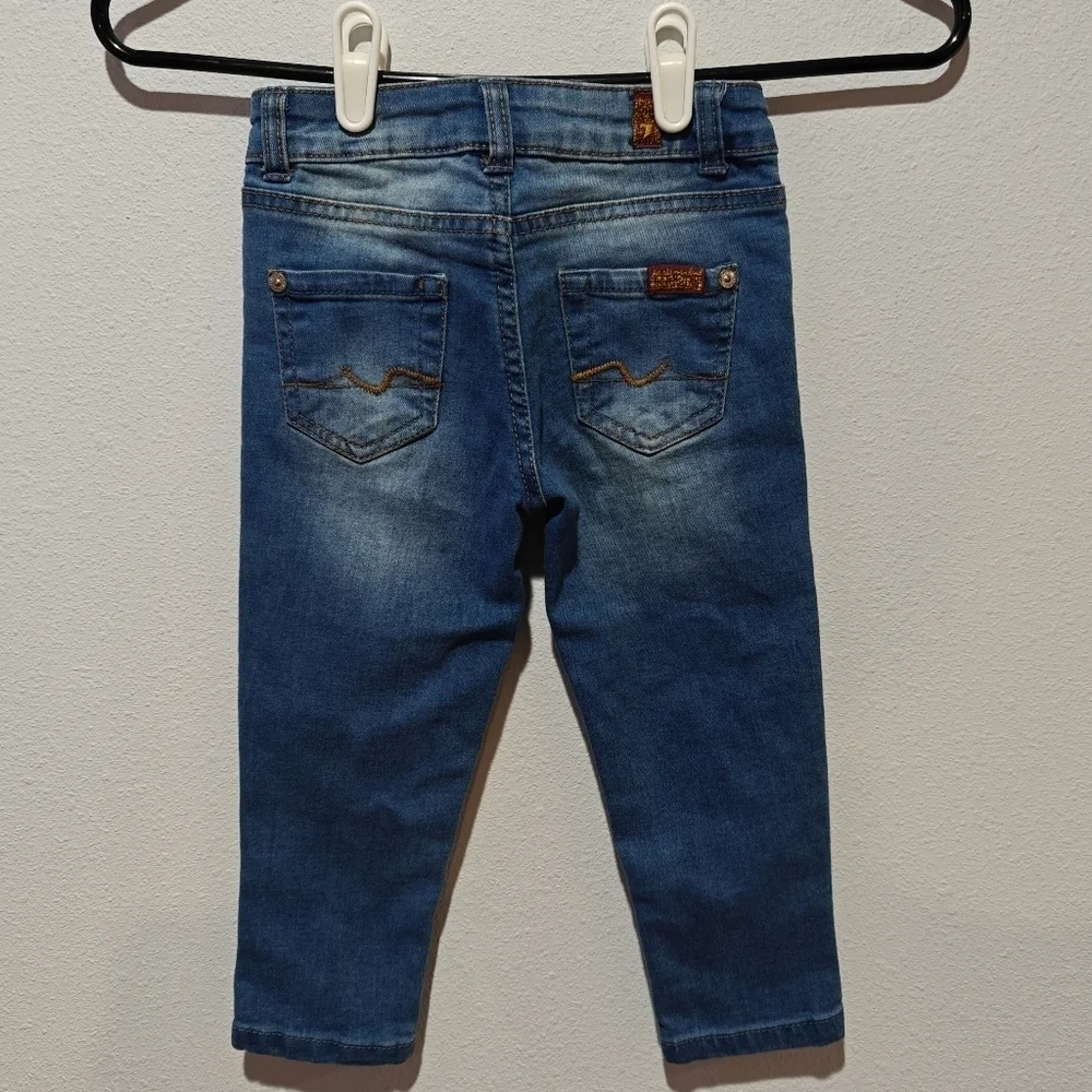 ze 4 Distressed Medium Wash